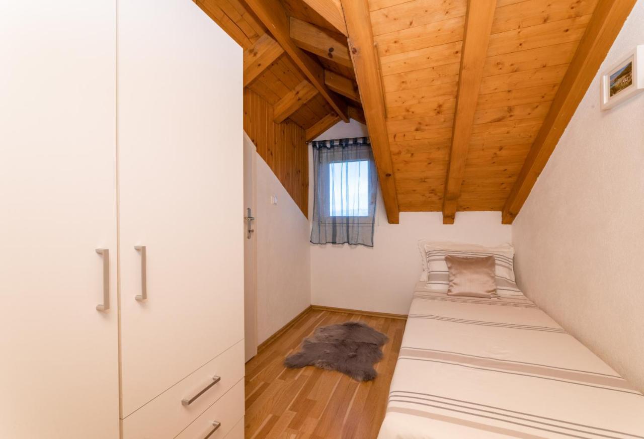 Marina Holiday Home Постіра Екстер'єр фото
