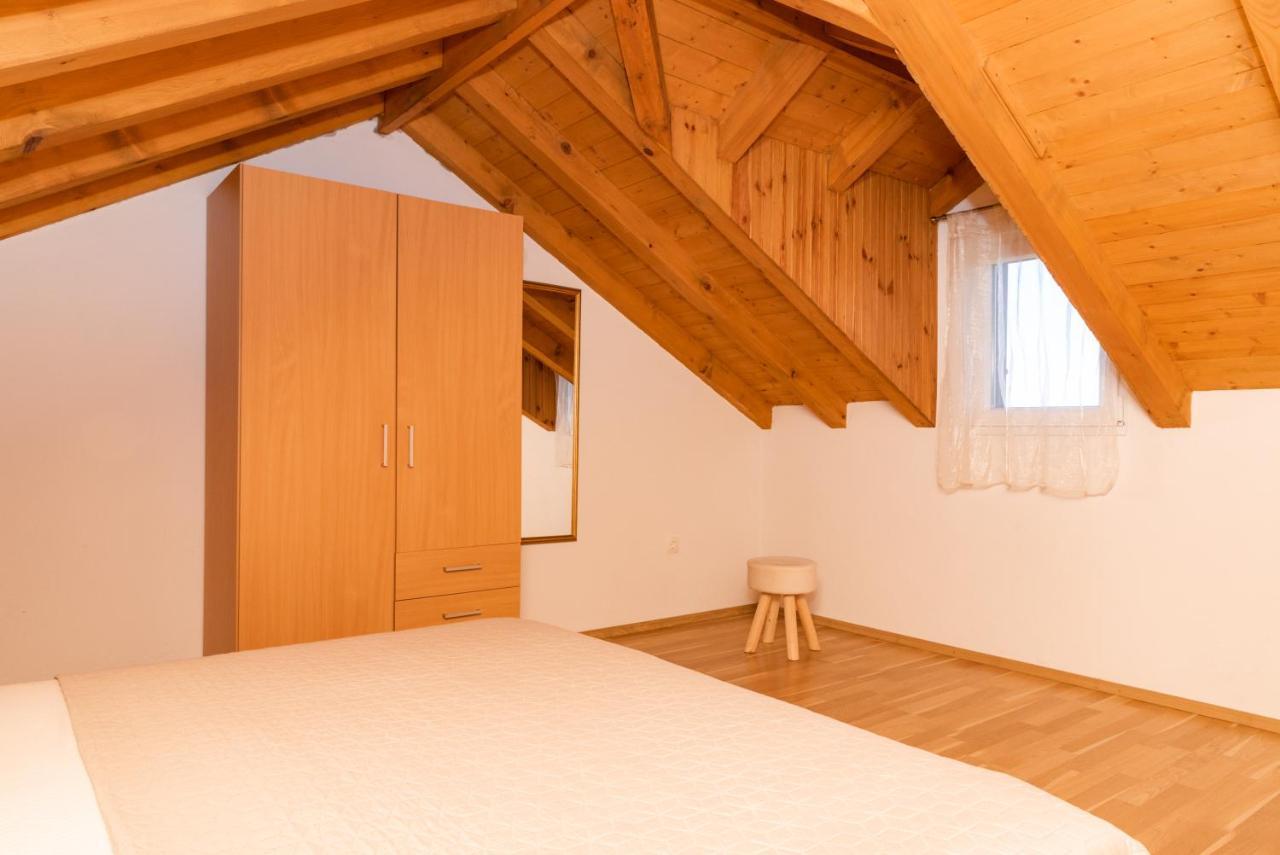 Marina Holiday Home Постіра Екстер'єр фото